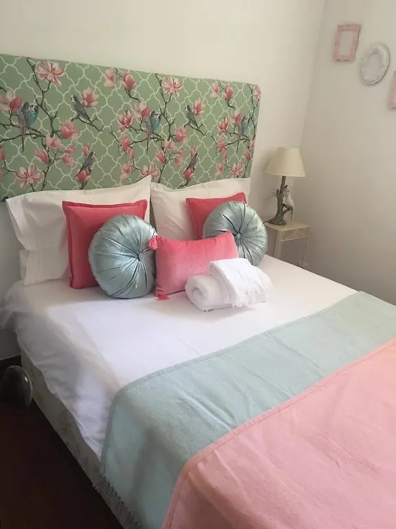 Shabby Chic Bairro Alto 3 Apartment Lisbon 0*,  Portugal